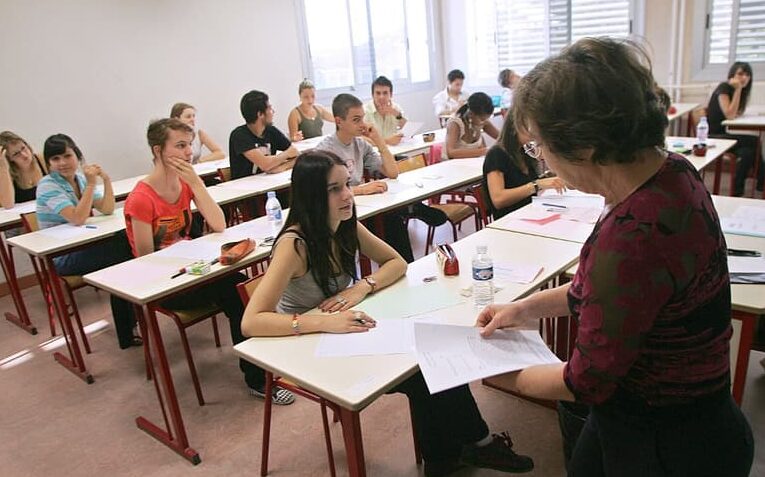 Descubra las escuelas de moda en Francia para estudiantes internacionales